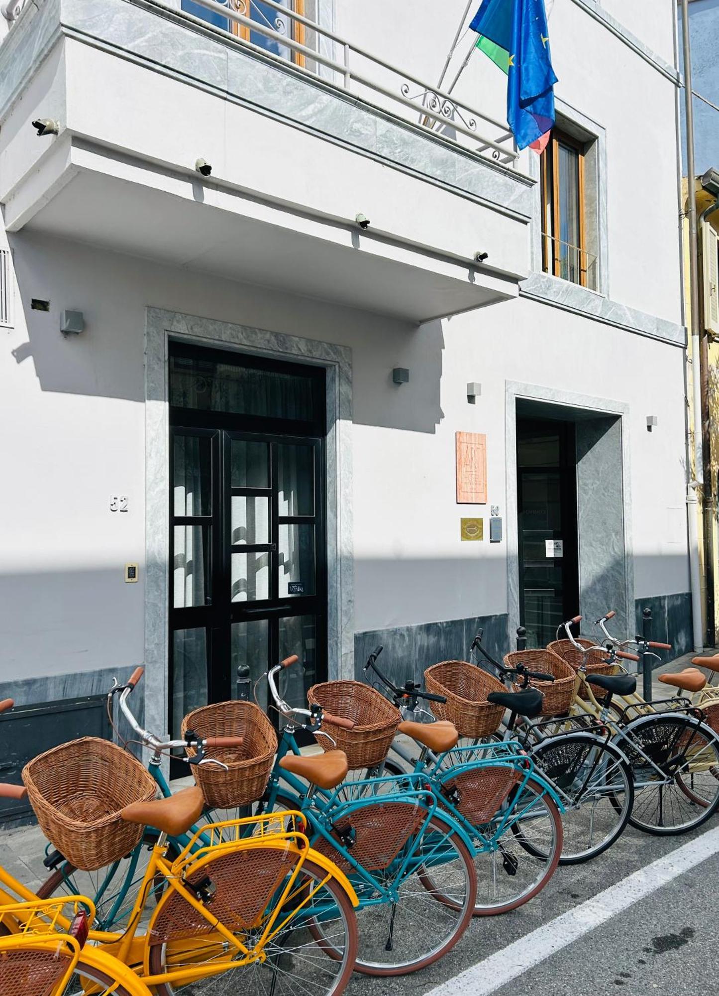Art Hotel Пиетрасанта Екстериор снимка